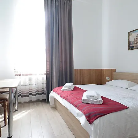 Apartment Doroshenka 29