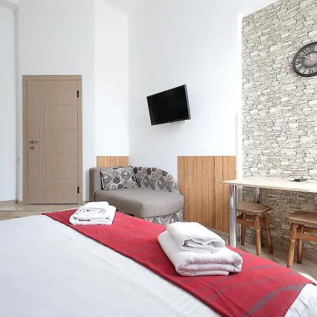 Apartment Doroshenka 29 *