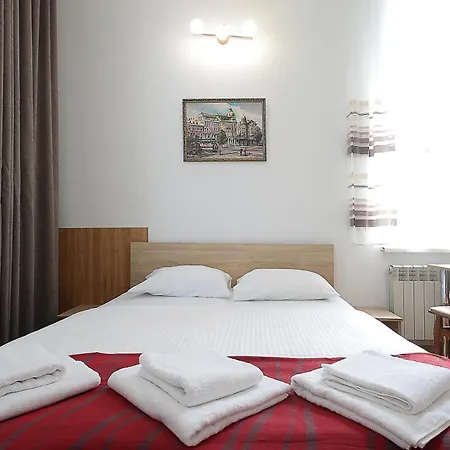 Doroshenka 29 * Lviv