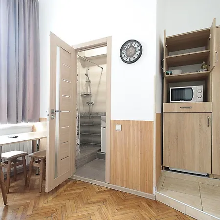 Apartment Doroshenka 29